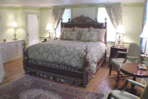 Admiral Farragut Inn Нюпорт Екстериор снимка
