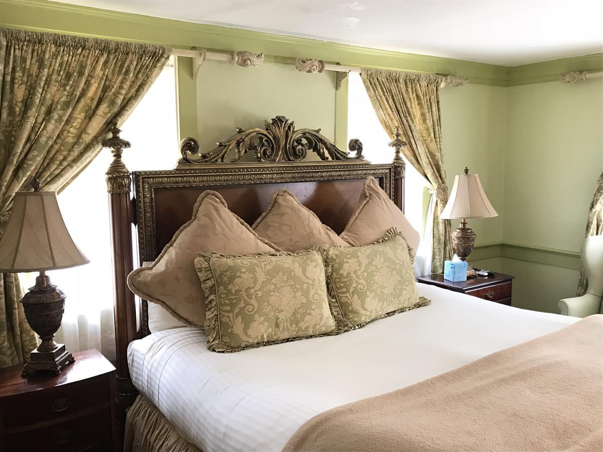 Admiral Farragut Inn Нюпорт Екстериор снимка
