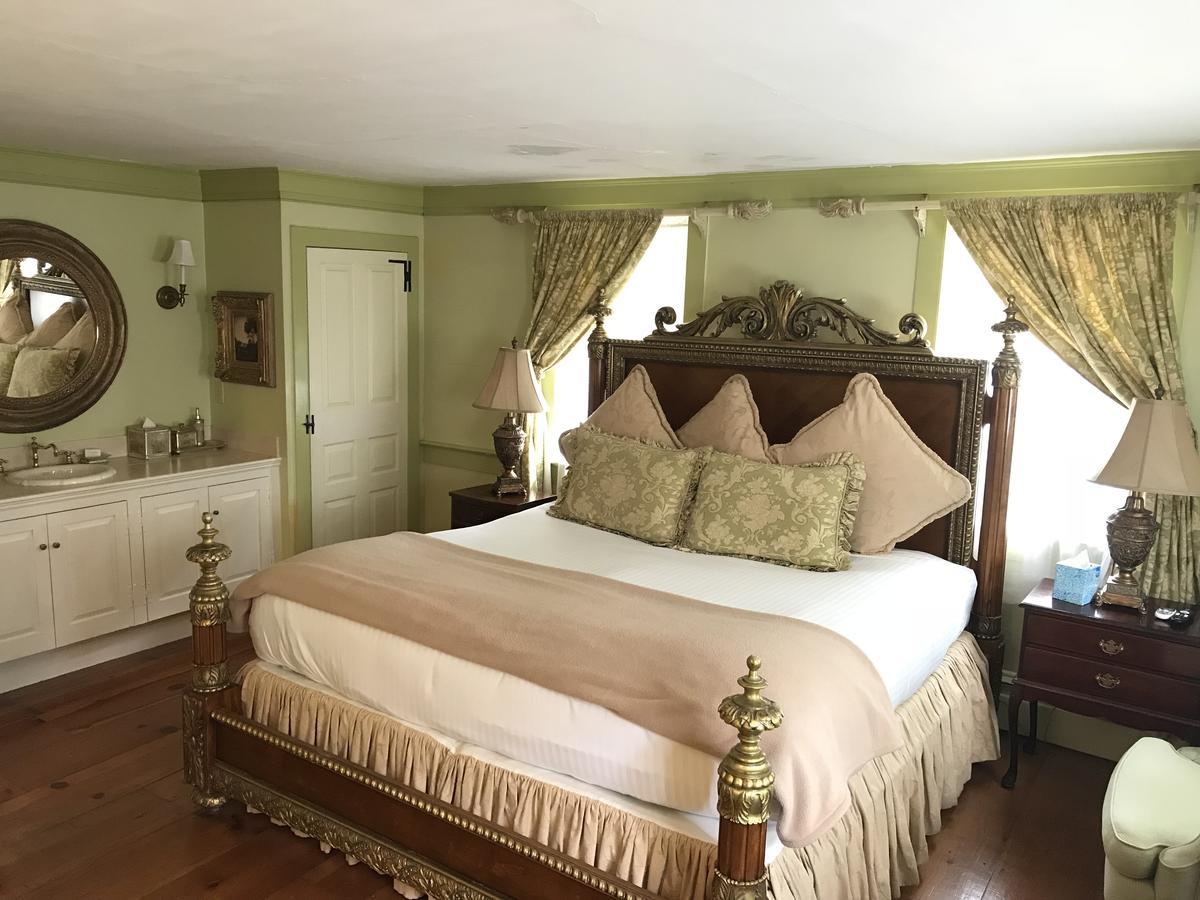 Admiral Farragut Inn Нюпорт Екстериор снимка